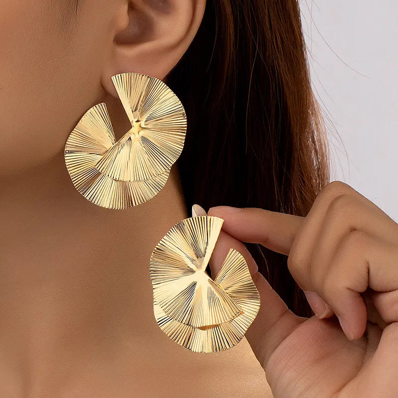 Gold Maxi Earring